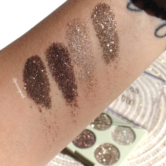 2/$20! Pixi Glittery Eye Quad - Gold Lava - Picture 4 of 6